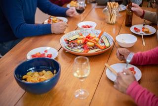 La table d'hôtes, un repas du soir partagé avec ses hôtes